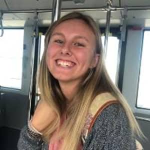 Sitter Profile Image: Jo L.