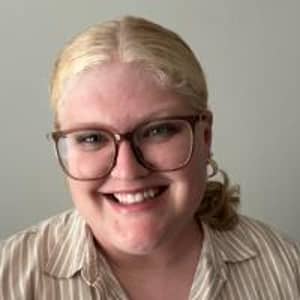 Sitter Profile Image: Elyssa S.