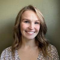 Sitter Profile Image: Deanna S.