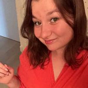 Sitter Profile Image: Taïs B.