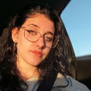 Sitter Profile Image: Lucía R.