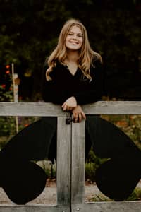 Sitter Profile Image: Madison W.