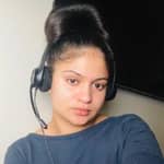 Sitter Profile Image: Leonarda V.