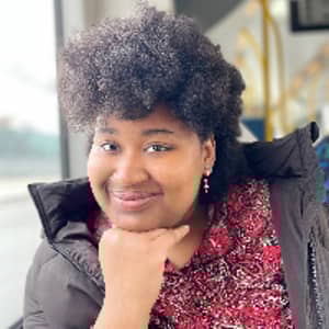 Sitter Profile Image: Aisa J.