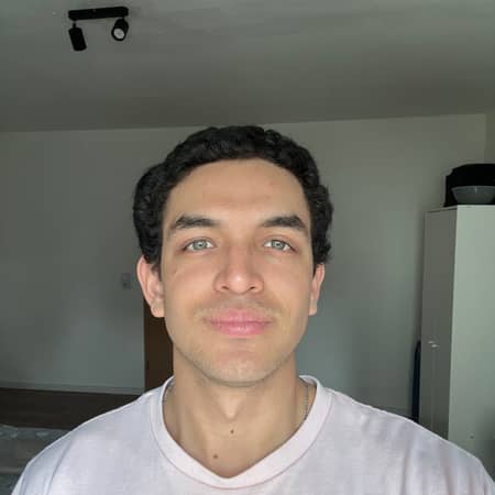 Sitter Profile Image: Sebastián Q.