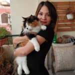 Sitter Profile Image: Nina W.