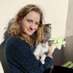 Sitter Profile Image: Julie d.