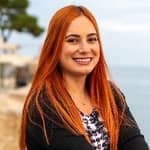 Sitter Profile Image: Mariana R.