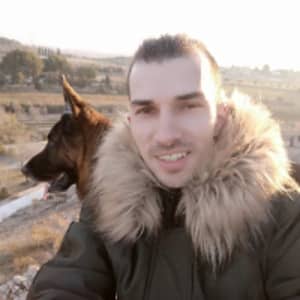 Sitter Profile Image: Enric P.