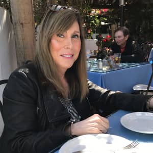 Lynn R.