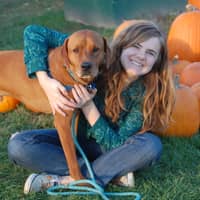 Sitter Profile Image: Elizabeth B.