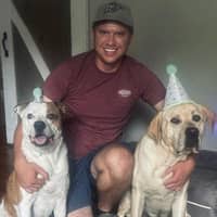 Sitter Profile Image: Aaron H.