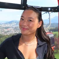 Sitter Profile Image: Tess M.