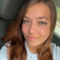 Sitter Profile Image: Heather L.