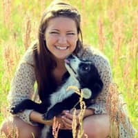 Sitter Profile Image: Hanna F.