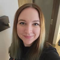 Sitter Profile Image: Abigail S.