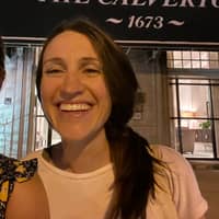 Sitter Profile Image: Rebecca F.