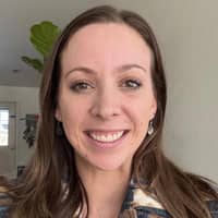 Sitter Profile Image: Caroline W.