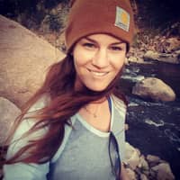 Sitter Profile Image: Julia S.