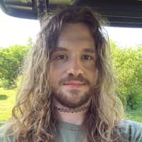 Sitter Profile Image: Nicolas C.