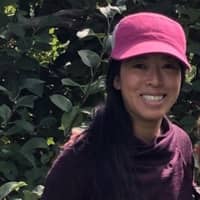 Sitter Profile Image: Leslie C.