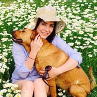 Sitter Profile Image: Deena B.