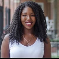 Sitter Profile Image: Alexis C.