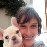 Sitter Profile Image: Laura V.