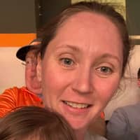 Sitter Profile Image: Lindsey and Jacqueline M.