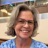 Trainer Profile Image: Cindy W.