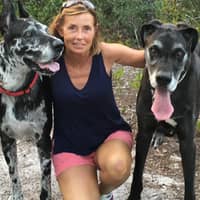 Sitter Profile Image: Lynn M.