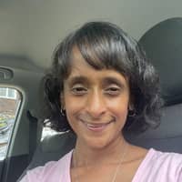 Sitter Profile Image: Sima W.