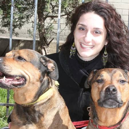 Sitter Profile Image: Victoria L.