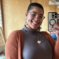 Sitter Profile Image: Solange G.