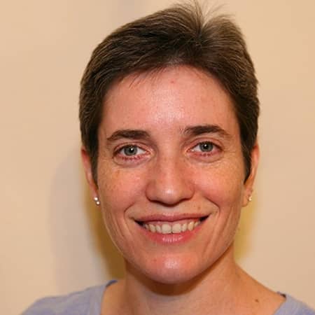 Sitter Profile Image: Vikki H.