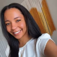 Sitter Profile Image: Aleia R.