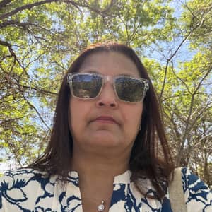 Sitter Profile Image: Dhara R.