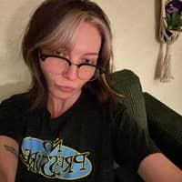 Sitter Profile Image: Lee N.