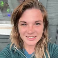 Sitter Profile Image: Courtney S.