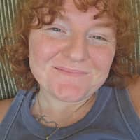 Sitter Profile Image: Victoria E.