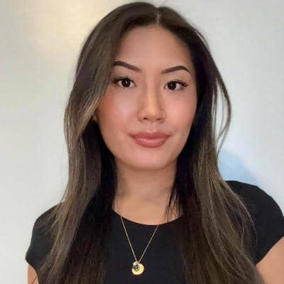Sitter Profile Image: Amy Lin S.