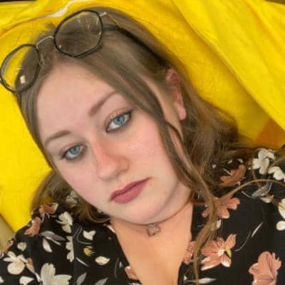 Photo de profil du pet sitter : Apolline C.