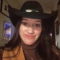 Sitter Profile Image: Dominque L.