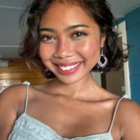 Sitter Profile Image: Nicole R.