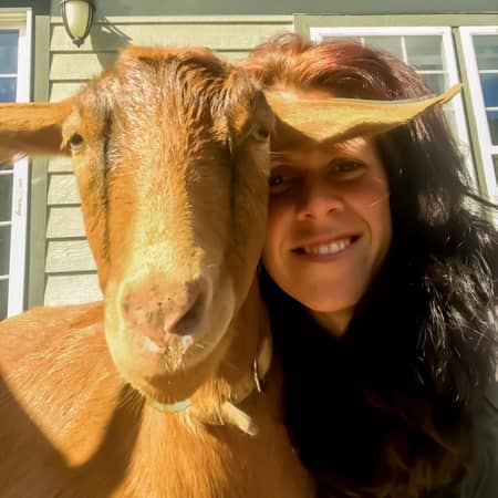 Sitter Profile Image: Sylvia H.