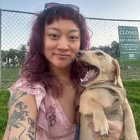 Sitter Profile Image: Viv Z.