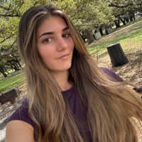 Sitter Profile Image: Nadia A.