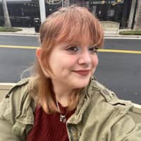 Sitter Profile Image: Zöe A.