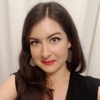 Sitter Profile Image: Hilary W.