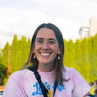 Sitter Profile Image: Taylor V.